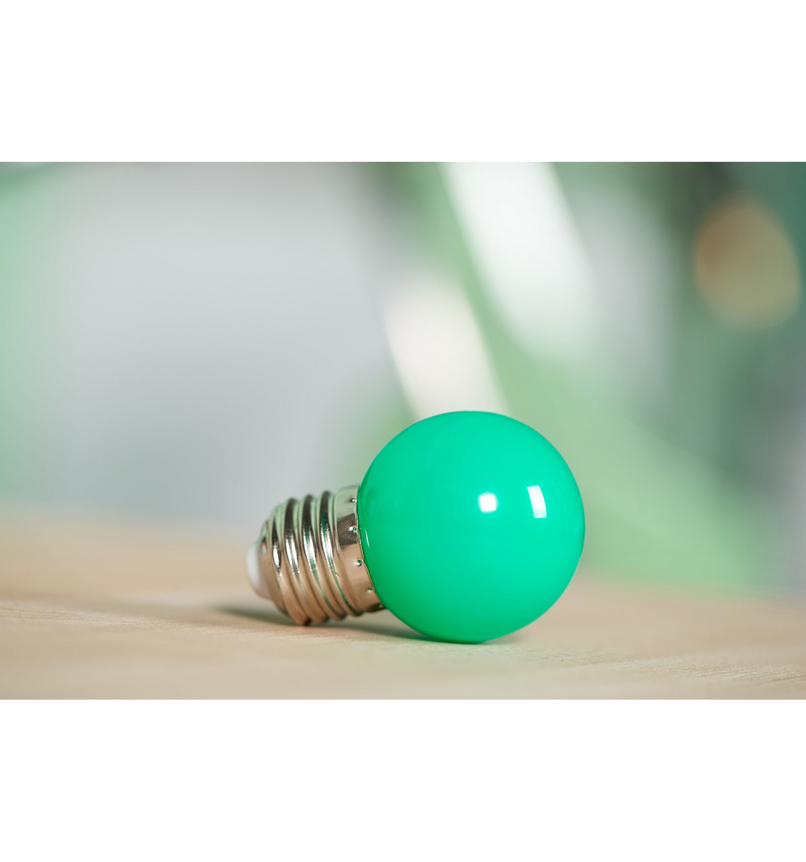 LED-Dekorativna-ziarovka-pre-svetelne-snury-a-retaze-E27-1W-Zelena-farba-3.jpg